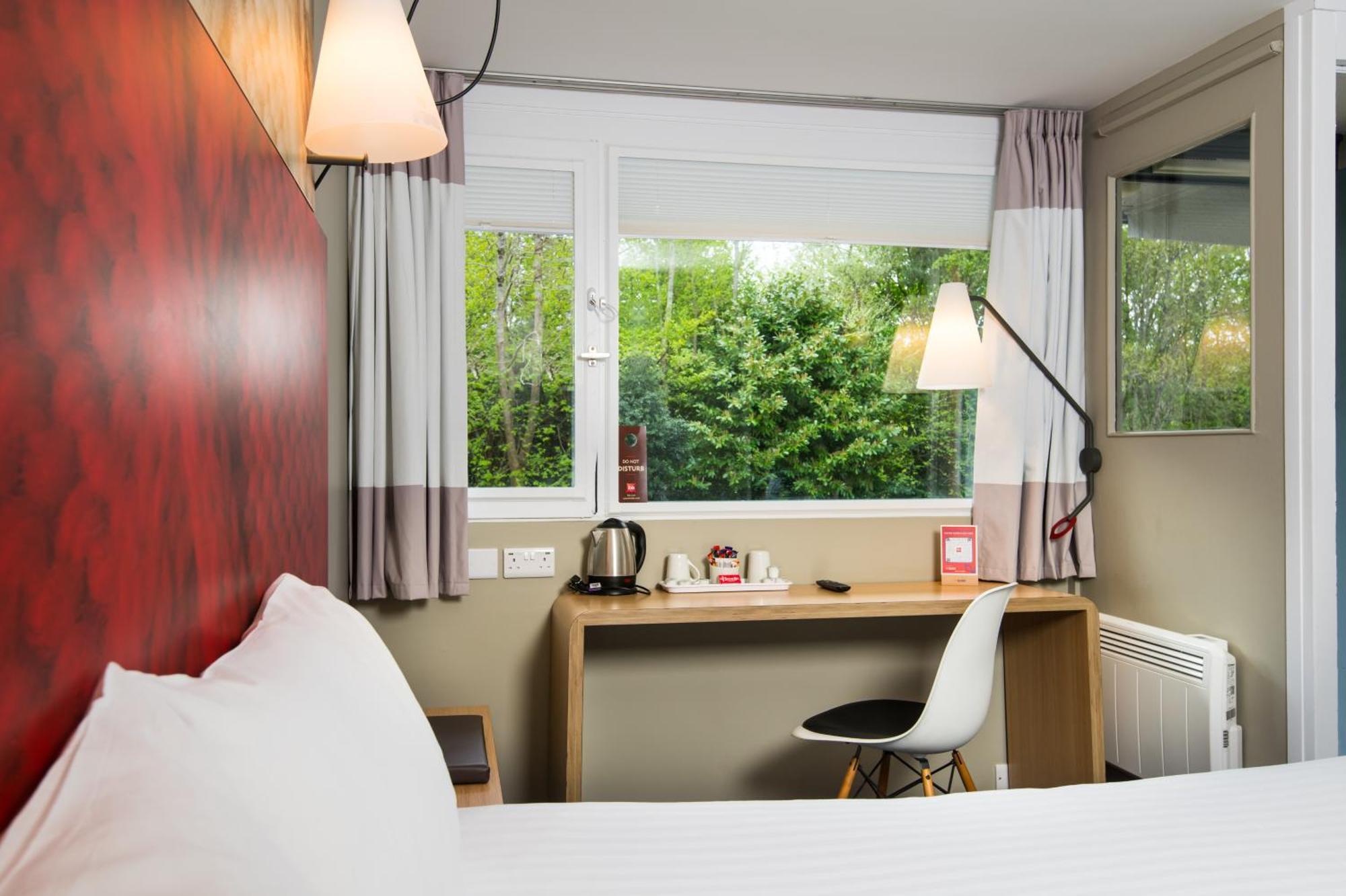 Hotel Ibis Plymouth Exterior foto